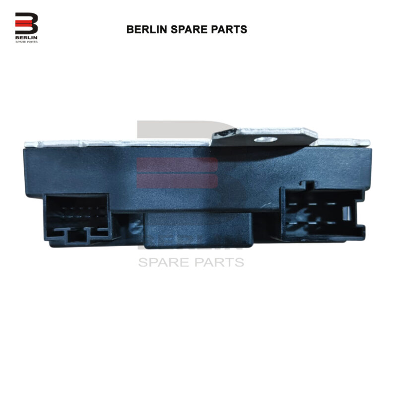 MERCEDES-BENZ A CLASS W177 FUEL PUMP  CONTROL MODULE,USED PARTS,0009007306