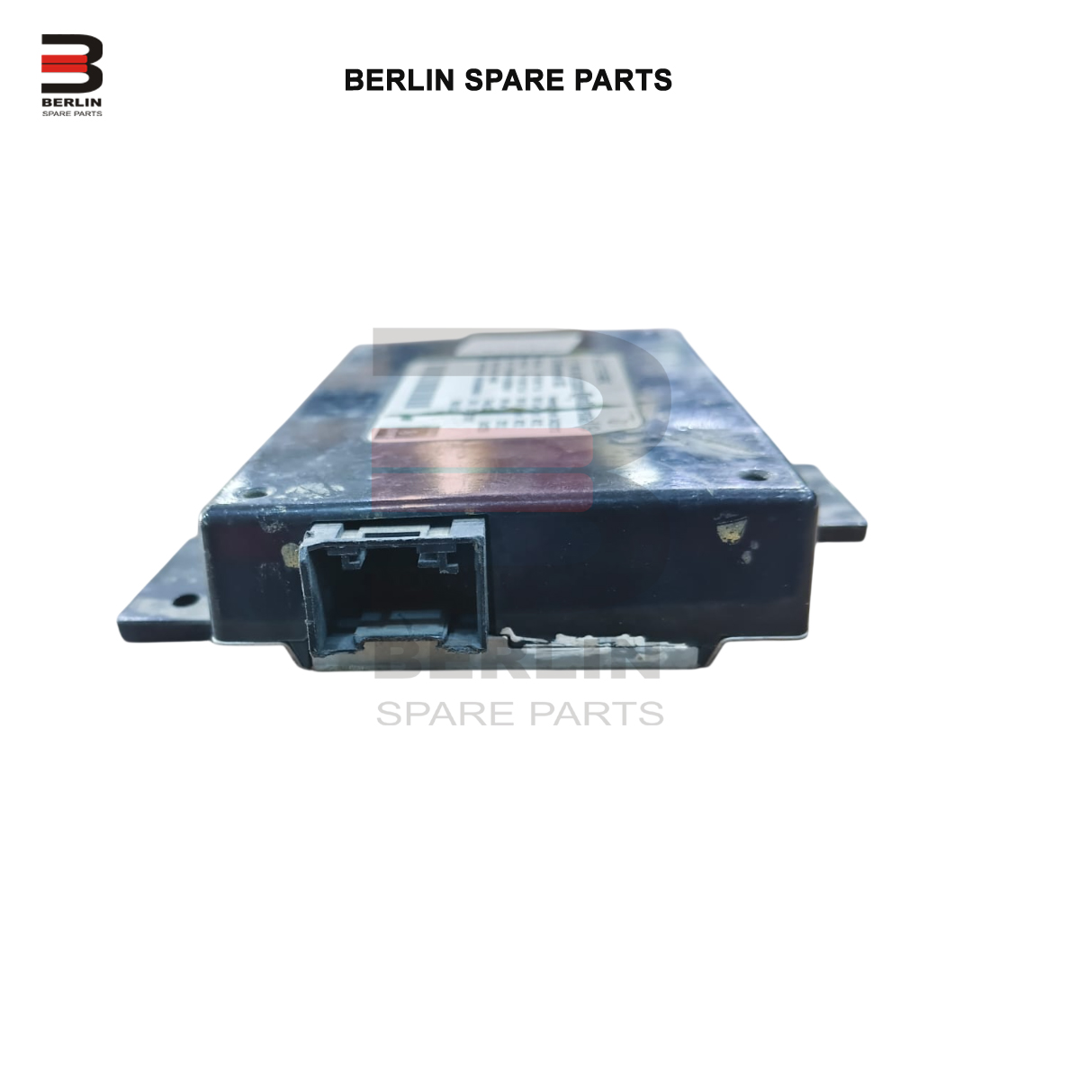 MERCEDES-BENZ C CLASS W204 MEDIA INTERFACE CONTROL MODULE, USED PARTS,1729006008 - Image 2
