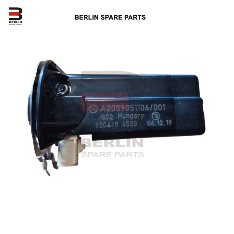 MERCEDES BENZ  C CLASS W205 ANTENNA AMPLIFIER, ATC, 2059051106
