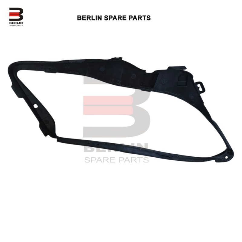 MERCEDES BENZ GLA CLASS X156 HEADLAMP SEALING FRAME, GENUINE, A1568260158